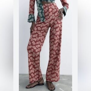 ZARA - Hi-Rise Wide-Leg Pants With Feather Prints XS